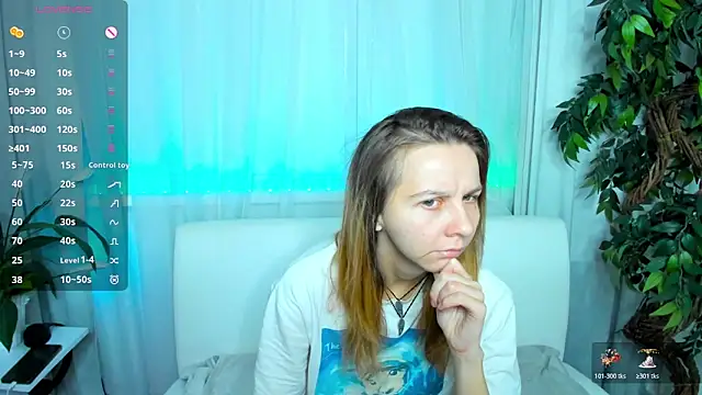 Snapshot of Bell_a_mi_ chatting on November 28, 2025, 10:37 am Bell a mi online show from November 28, 2025, 10:37 am