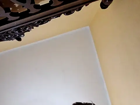 Snapshot of White_rabbit_ chatting on October 29, 2025, 9:58 pm White rabbit  online show from October 29, 2025, 9:58 pm