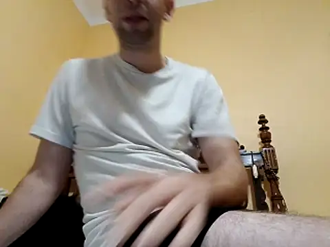 Snapshot of White_rabbit_ chatting on October 30, 2025, 9:01 pm White rabbit  online show from October 30, 2025, 9:01 pm