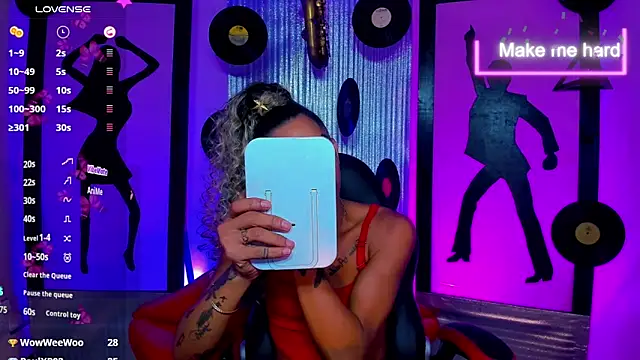 Snapshot of nickyminach_ chatting on February 15, 2026, 3:40 am nickyminach online show from February 15, 2026, 3:40 am