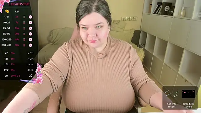 PlumPie online show from September 13, 2025, 11:43 am