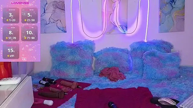 Snapshot of ManeSummers chatting on October 25, 2025, 3:49 am ManeSummers online show from October 25, 2025, 3:49 am