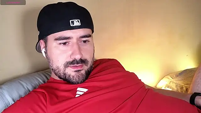 Snapshot of DominantTheo chatting on November 23, 2025, 4:22 am DominantTheo online show from November 23, 2025, 4:22 am