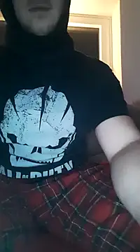 Snapshot of Maxmusterman20023 chatting on December 13, 2024, 4:11 am Maxmusterman20023 online show from December 13, 2024, 4:11 am