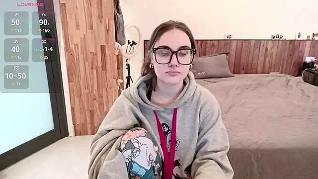 mia boone online show from March 10, 2026, 3:10 am