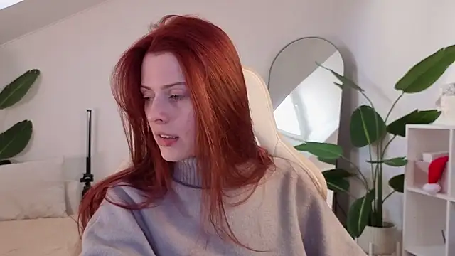 doll lesli online show from December 17, 2025, 9:36 am