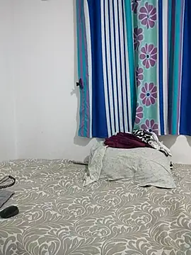 Snapshot of SusanaEshwar chatting on July 8, 2026, 6:41 pm SusanaEshwar online show from July 8, 2026, 6:41 pm