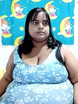 Snapshot of SusanaEshwar chatting on February 8, 2026, 8:06 pm SusanaEshwar online show from February 8, 2026, 8:06 pm