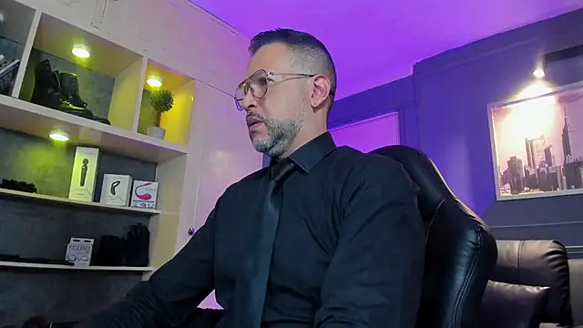 Snapshot of MrFrank_tattoo chatting on January 14, 2026, 11:36 am MrFrank tattoo online show from January 14, 2026, 11:36 am