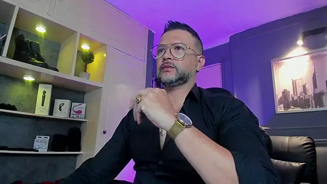 Snapshot of MrFrank_tattoo chatting on January 17, 2026, 11:47 am MrFrank tattoo online show from January 17, 2026, 11:47 am