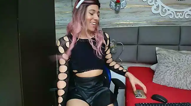 Snapshot of oliver__brown chatting on March 11, 2025, 8:31 pm oliver brown online show from March 11, 2025, 8:31 pm