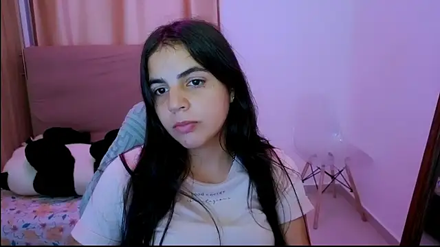 Snapshot of _elenna chatting on May 14, 2026, 6:16 pm elenna online show from May 14, 2026, 6:16 pm
