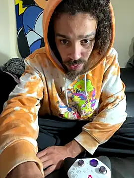 Snapshot of Mrvanillaa chatting on October 27, 2025, 8:21 pm Mrvanillaa online show from October 27, 2025, 8:21 pm