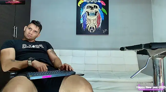 Snapshot of GendersonFit chatting on February 2, 2025, 1:30 pm GendersonFit online show from February 2, 2025, 1:30 pm