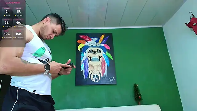 Snapshot of GendersonFit chatting on December 5, 2025, 2:15 pm GendersonFit online show from December 5, 2025, 2:15 pm