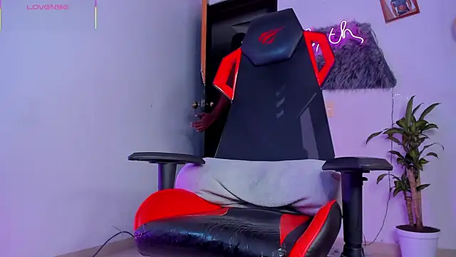 Snapshot of Baby_smith chatting on January 19, 2025, 1:53 am Baby smith online show from January 19, 2025, 1:53 am