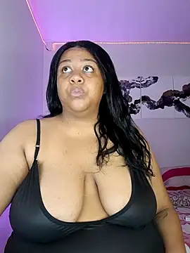Snapshot of BiancaFollerach chatting on March 23, 2026, 12:05 pm BiancaFollerach online show from March 23, 2026, 12:05 pm