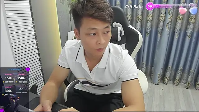 Snapshot of Naughty--asian chatting on July 5, 2026, 4:19 am Naughty--asian online show from July 5, 2026, 4:19 am