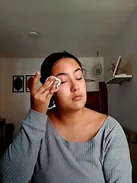 ZabathMiller online show from September 21, 2025, 2:33 pm