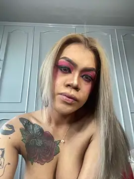 StellaStrong30 online show from March 28, 2026, 11:50 pm