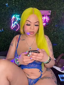 ThickAssRena online show from April 2, 2026, 1:46 am