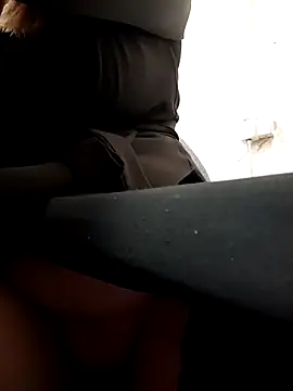 Snapshot of Office_Albertina chatting on March 6, 2025, 4:30 am Office Albertina online show from March 6, 2025, 4:30 am