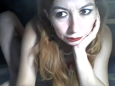 Olesja online show from June 14, 2026, 7:37 pm