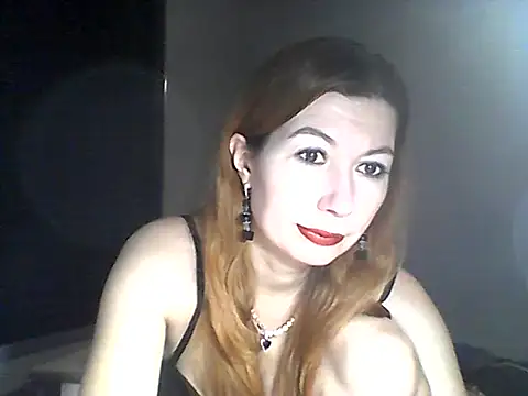 Snapshot of Olesja chatting on January 9, 2026, 7:43 pm Olesja online show from January 9, 2026, 7:43 pm