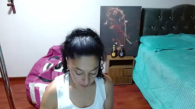 Anitta muscle online show from November 20, 2025, 10:42 pm