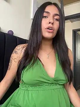 DaphneUwu online show from February 1, 2025, 3:50 pm