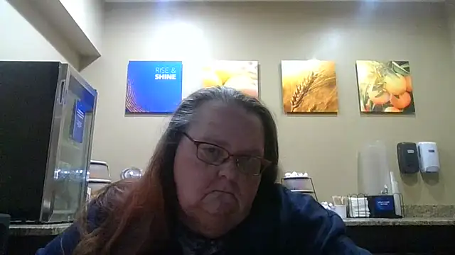 Snapshot of Hornybbw1978 chatting on November 25, 2025, 8:47 am Hornybbw1978 online show from November 25, 2025, 8:47 am