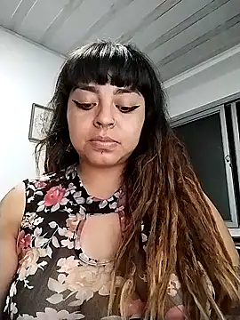 Snapshot of Weedsex_couple chatting on February 22, 2025, 1:00 am Weedsex couple online show from February 22, 2025, 1:00 am