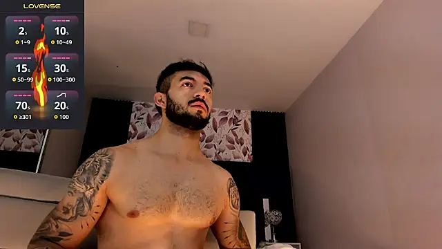 Snapshot of MarkWalker__ chatting on April 16, 2026, 9:32 am MarkWalker online show from April 16, 2026, 9:32 am