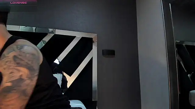 Snapshot of MarkWalker__ chatting on March 22, 2026, 10:28 am MarkWalker online show from March 22, 2026, 10:28 am