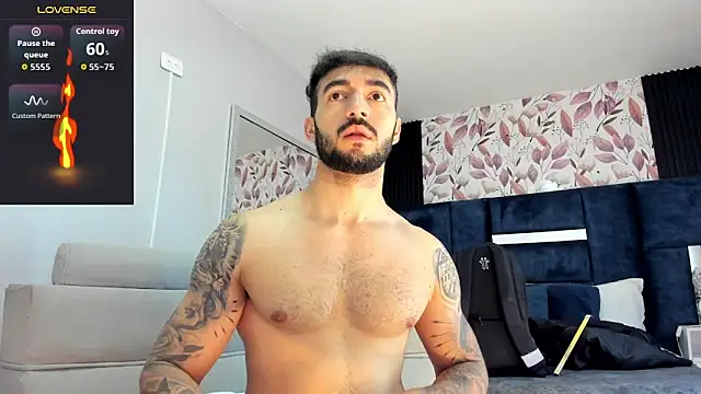 Snapshot of MarkWalker__ chatting on April 13, 2026, 9:46 am MarkWalker online show from April 13, 2026, 9:46 am