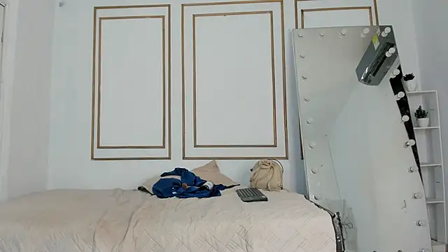 Snapshot of kristyl_paez chatting on February 24, 2026, 7:04 pm kristyl paez online show from February 24, 2026, 7:04 pm