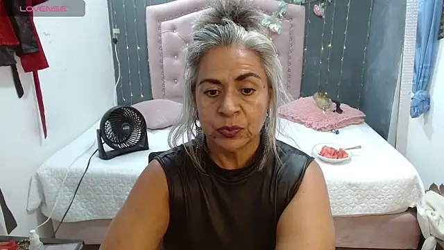 Snapshot of lalisha_96 chatting on June 18, 2026, 11:32 pm lalisha 96 online show from June 18, 2026, 11:32 pm