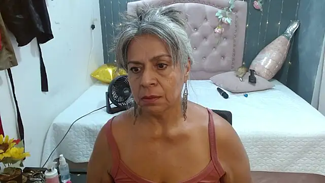 Snapshot of lalisha_96 chatting on May 1, 2026, 12:59 am lalisha 96 online show from May 1, 2026, 12:59 am
