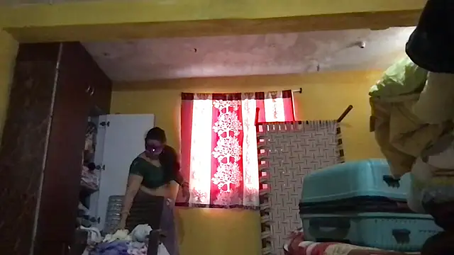 Snapshot of Riyasingh9 chatting on November 27, 2025, 4:24 am Riyasingh9 online show from November 27, 2025, 4:24 am