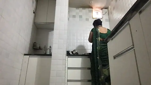 Riyasingh9 online show from January 16, 2026, 4:38 am