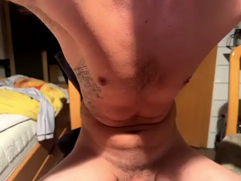 Snapshot of spontaniczny30 chatting on December 6, 2024, 11:30 pm spontaniczny30 online show from December 6, 2024, 11:30 pm