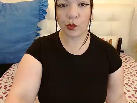 Angiee BBW online show from February 17, 2026, 4:37 pm