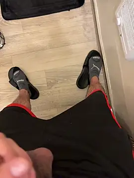 Nando49  online show from February 12, 2026, 6:24 am