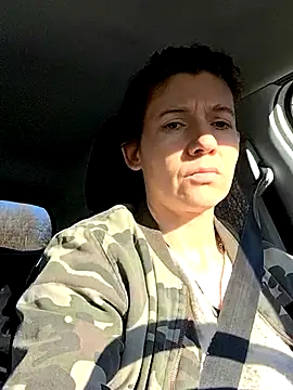 Lina lou4 online show from March 5, 2025, 8:32 am