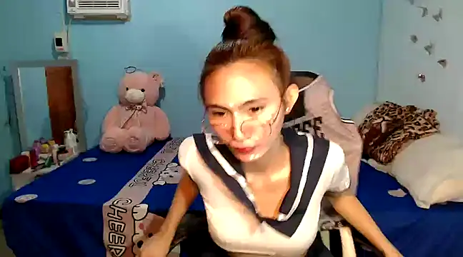 Snapshot of PirateEmpressBoaAico chatting on March 4, 2025, 3:44 am PirateEmpressBoaAico online show from March 4, 2025, 3:44 am