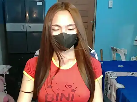 Snapshot of PirateEmpressBoaAico chatting on March 13, 2025, 4:23 pm PirateEmpressBoaAico online show from March 13, 2025, 4:23 pm