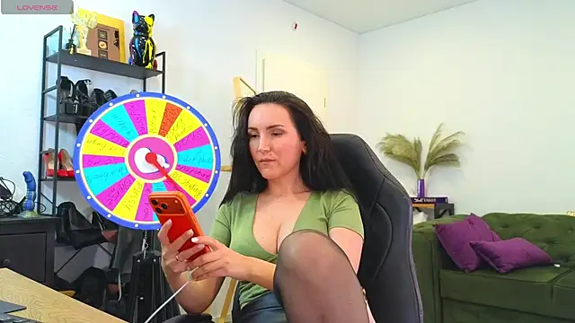 Snapshot of EvaKeks chatting on April 11, 2026, 6:00 pm EvaKeks online show from April 11, 2026, 6:00 pm