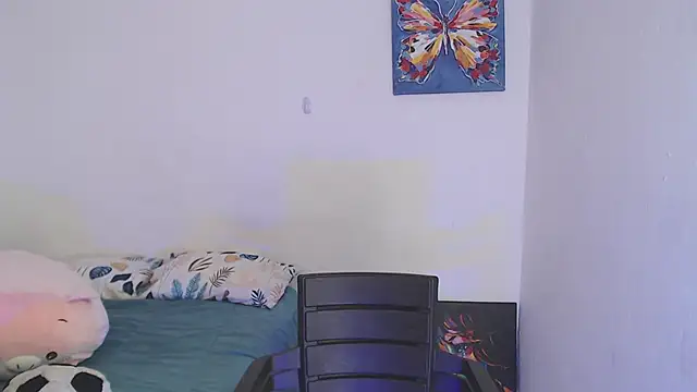 Snapshot of luciana_keating chatting on January 15, 2026, 2:37 am luciana keating online show from January 15, 2026, 2:37 am