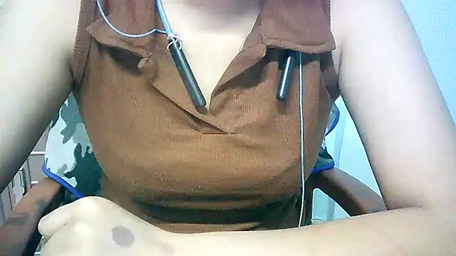 Snapshot of lovelydesi21 chatting on March 20, 2025, 4:09 pm lovelydesi21 online show from March 20, 2025, 4:09 pm