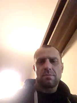 Roman0798 online show from December 15, 2025, 2:28 am